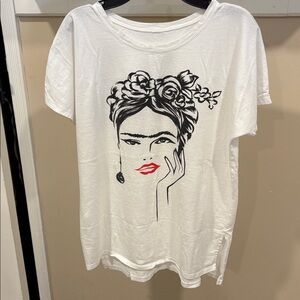 White Glam Frida Kahlo inspired Tee size S